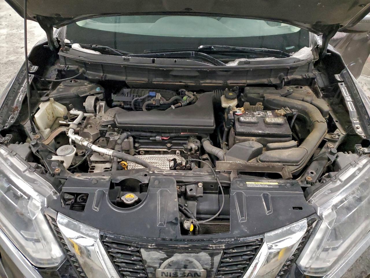 2017 NISSAN ROGUE SV photo 12