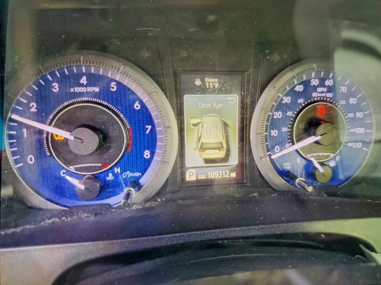 2020 TOYOTA SIENNA photo 25