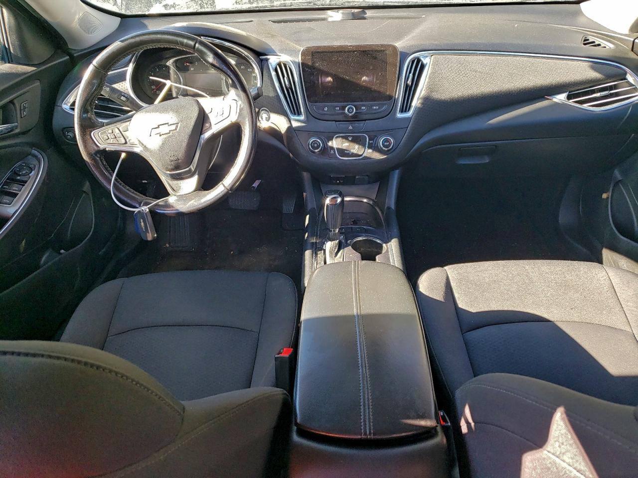 2018 CHEVROLET MALIBU LT photo 8