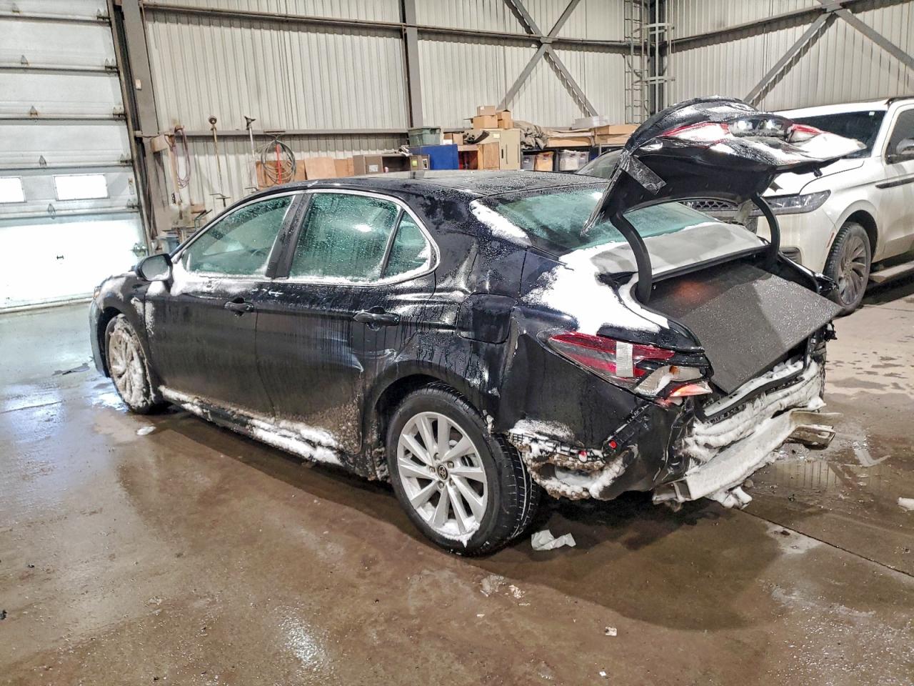 2024 TOYOTA CAMRY SE NIGHT SHADE photo 2