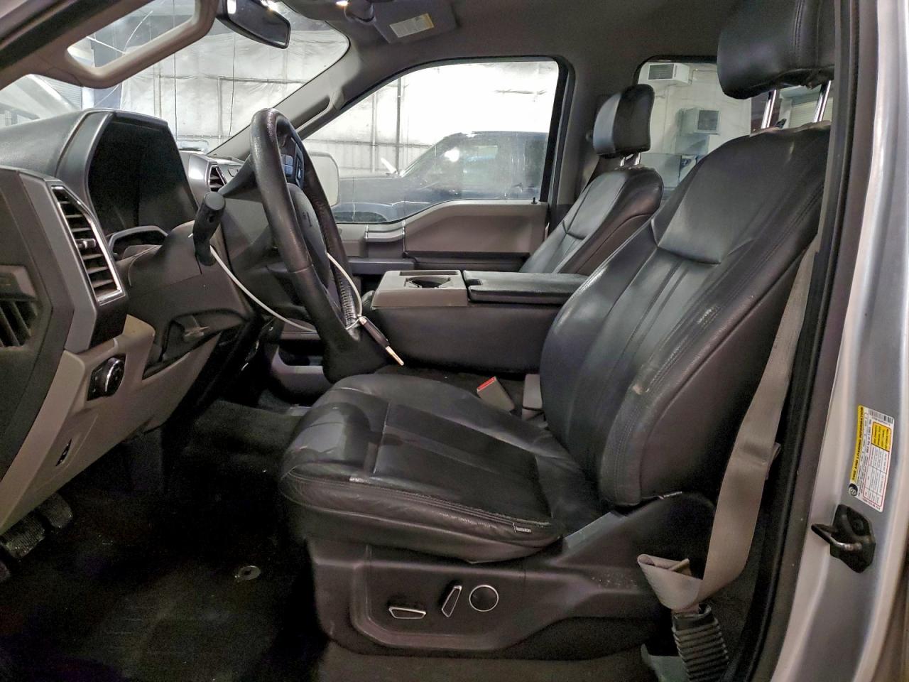 2015 FORD F150 SUPERCREW photo 7