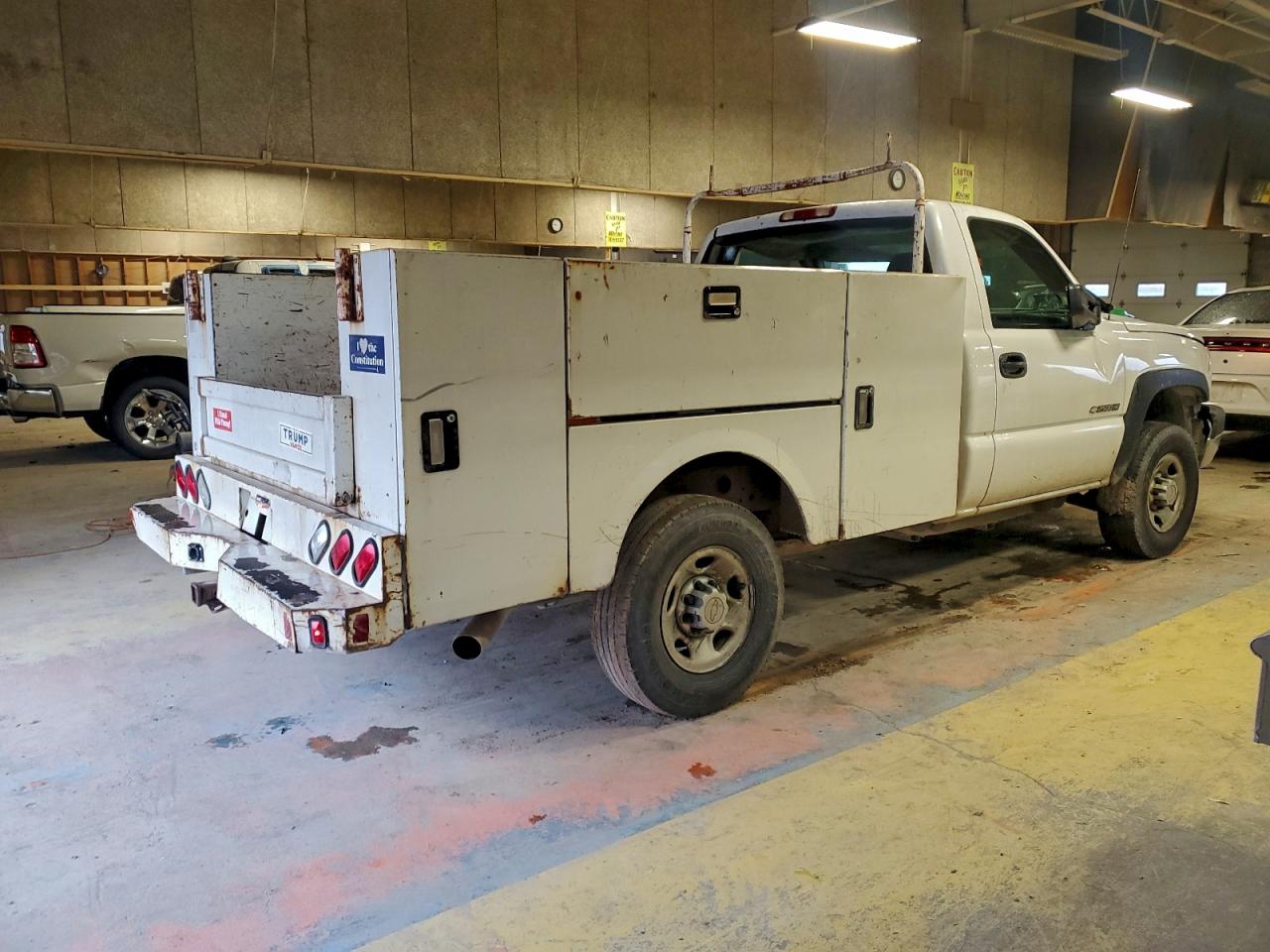 2006 CHEVROLET SILVERADO UTILITY / SERVICE TRUCK photo 3
