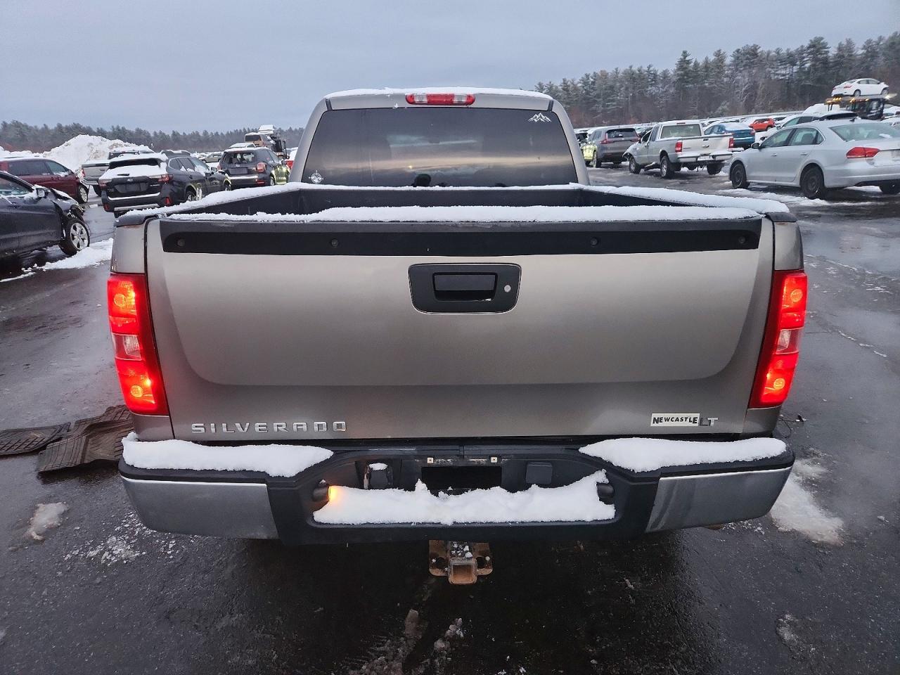 2009 CHEVROLET SILVERADO K1500 LT photo 6
