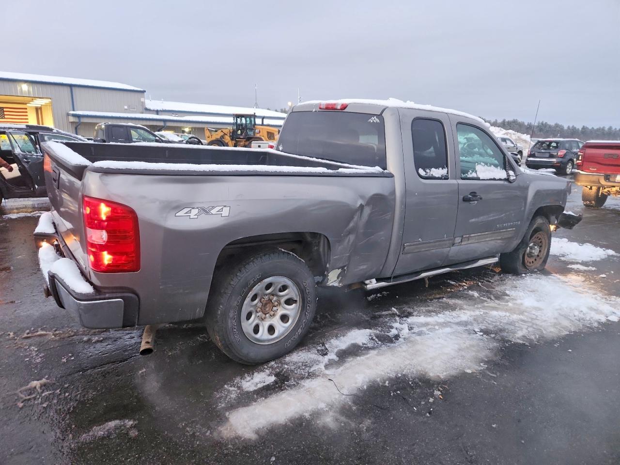 2009 CHEVROLET SILVERADO K1500 LT photo 3