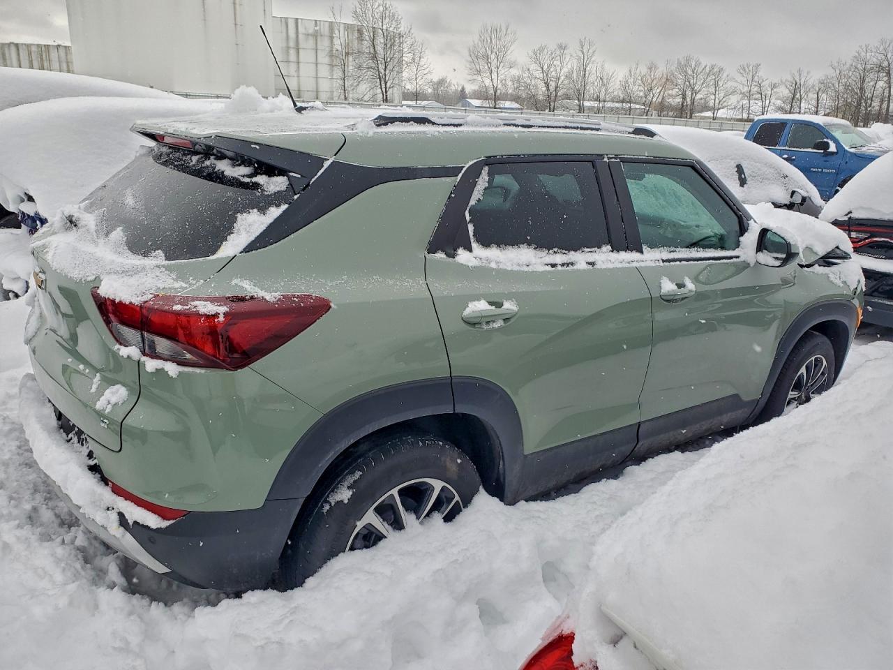 2025 CHEVROLET TRAILBLAZER LT photo 3