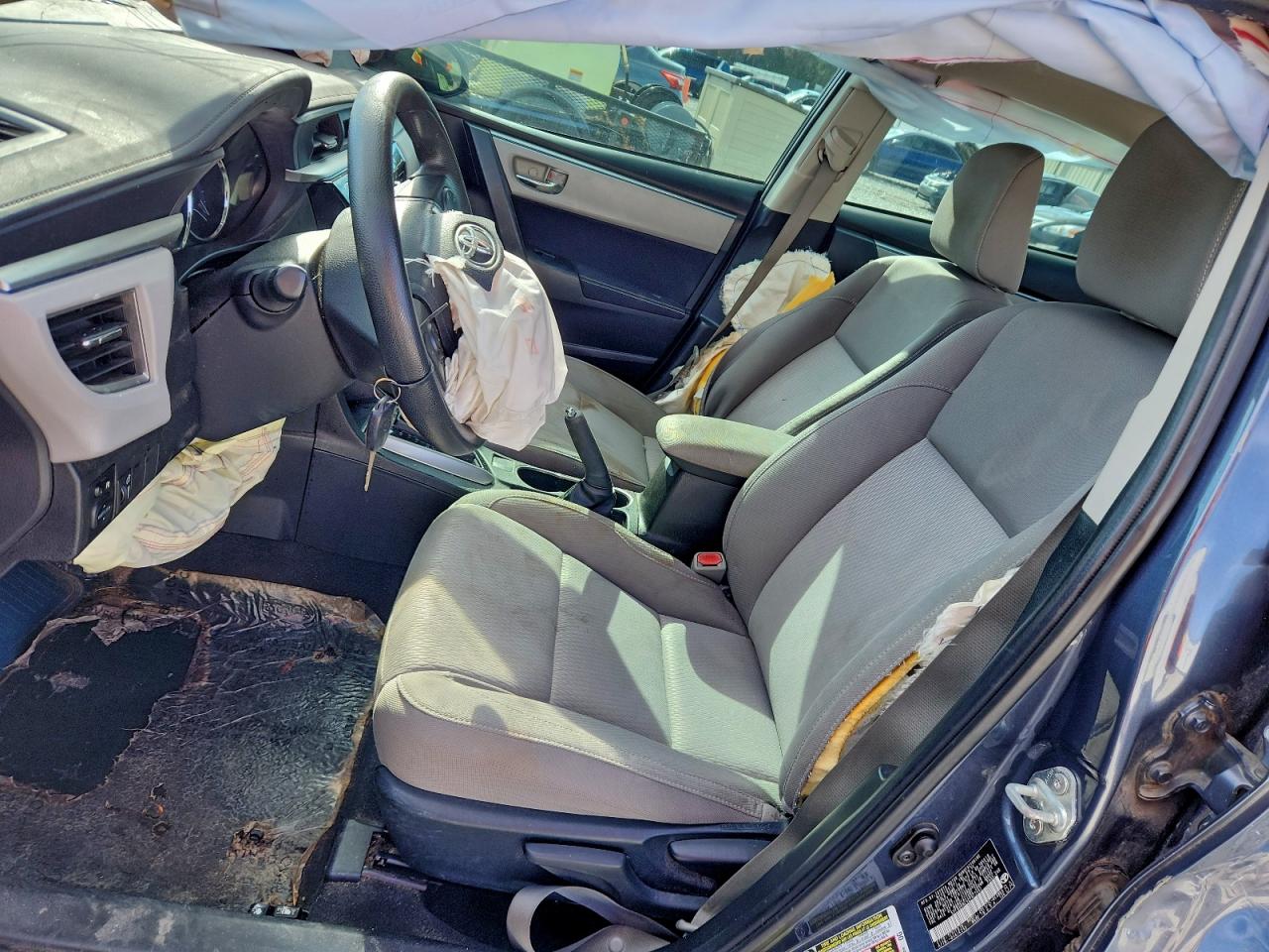 2014 TOYOTA COROLLA L photo 7