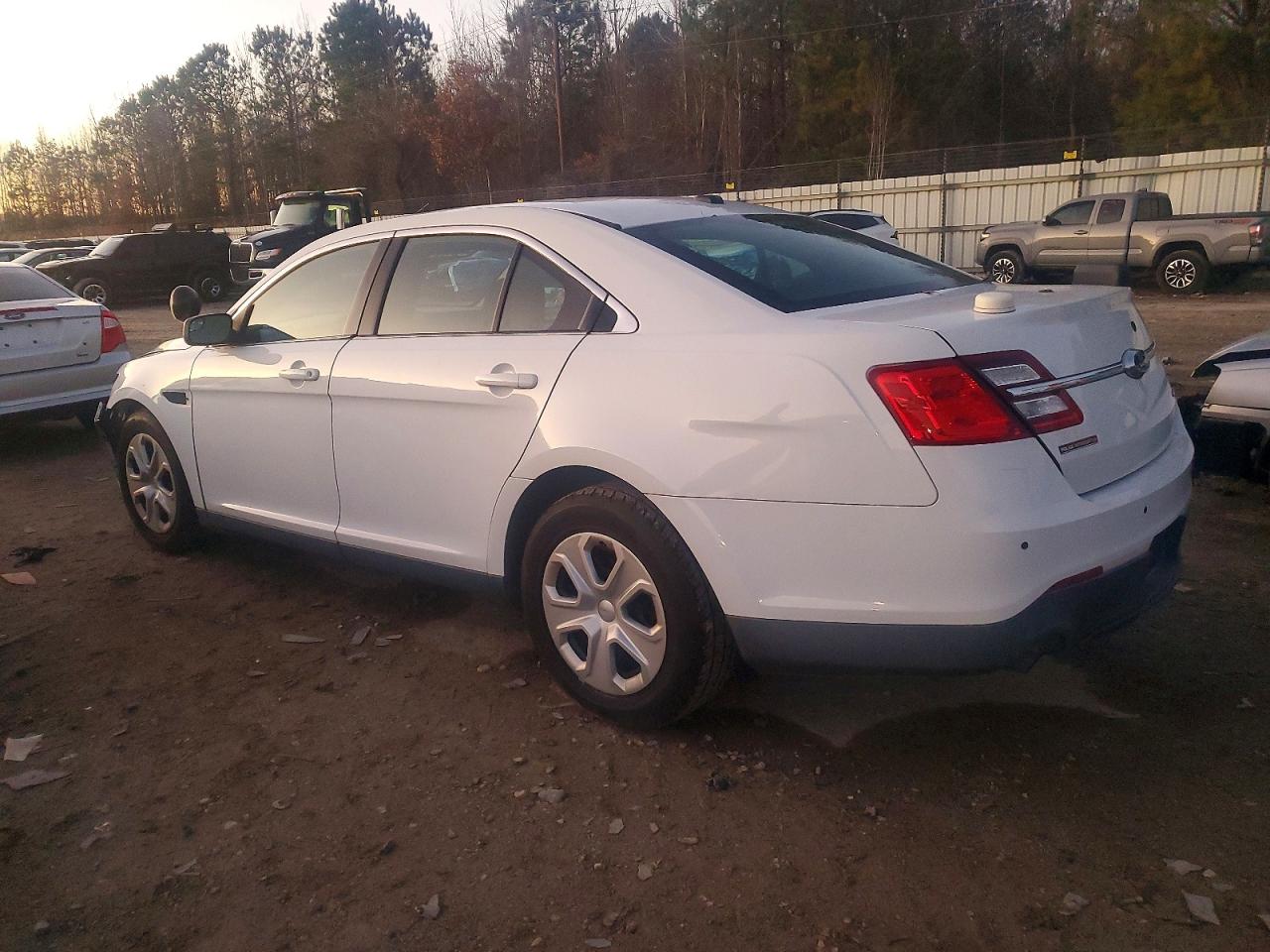 2016 FORD TAURUS POLICE INTERCEPTOR photo 2