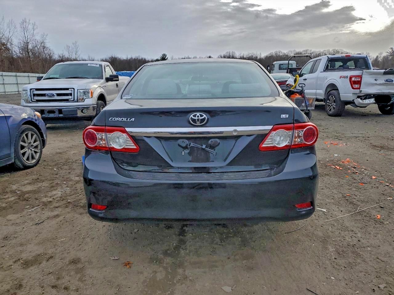 2011 TOYOTA COROLLA BASE photo 6