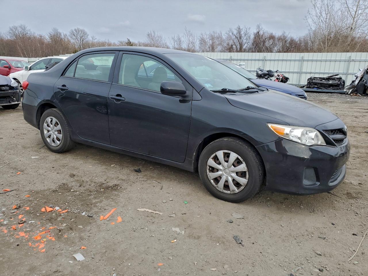 2011 TOYOTA COROLLA BASE photo 4