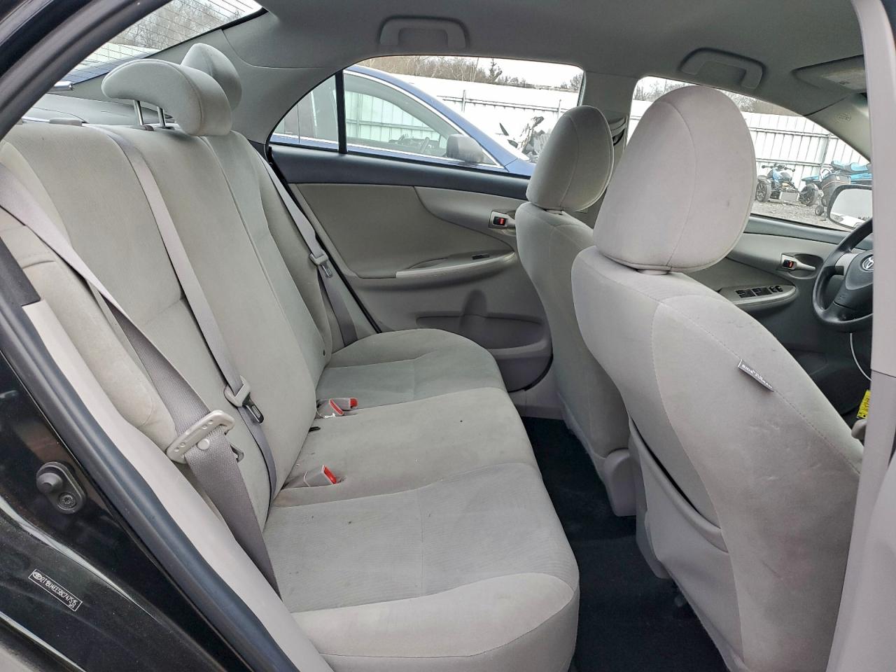 2011 TOYOTA COROLLA BASE photo 10