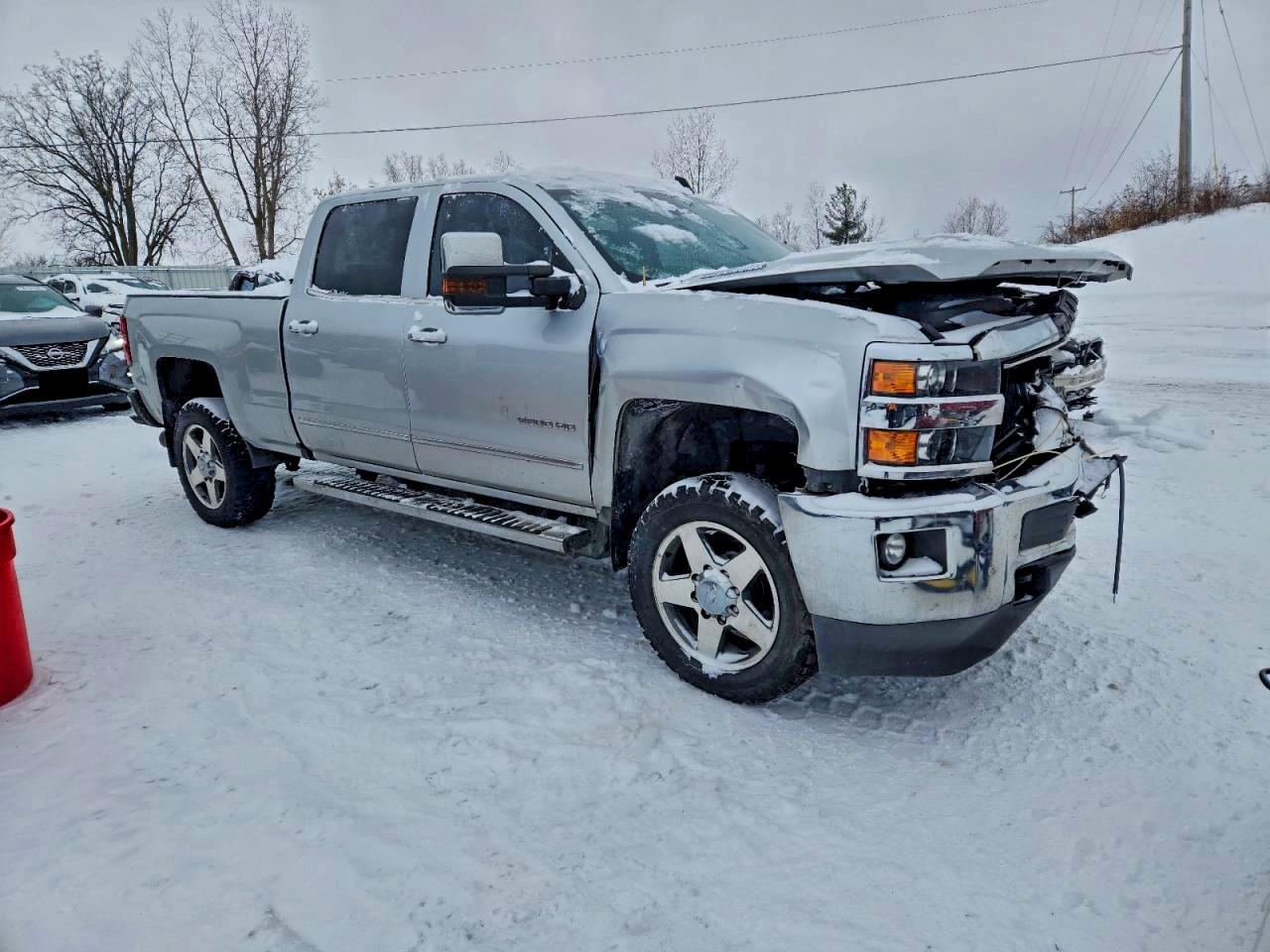 2019 CHEVROLET SILVERADO K2500 HEAVY DUTY LTZ photo 4