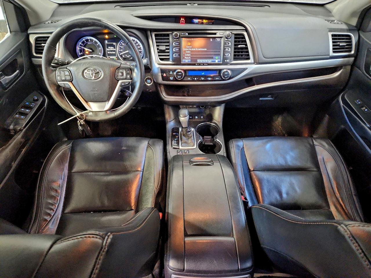 2018 TOYOTA HIGHLANDER SE photo 8