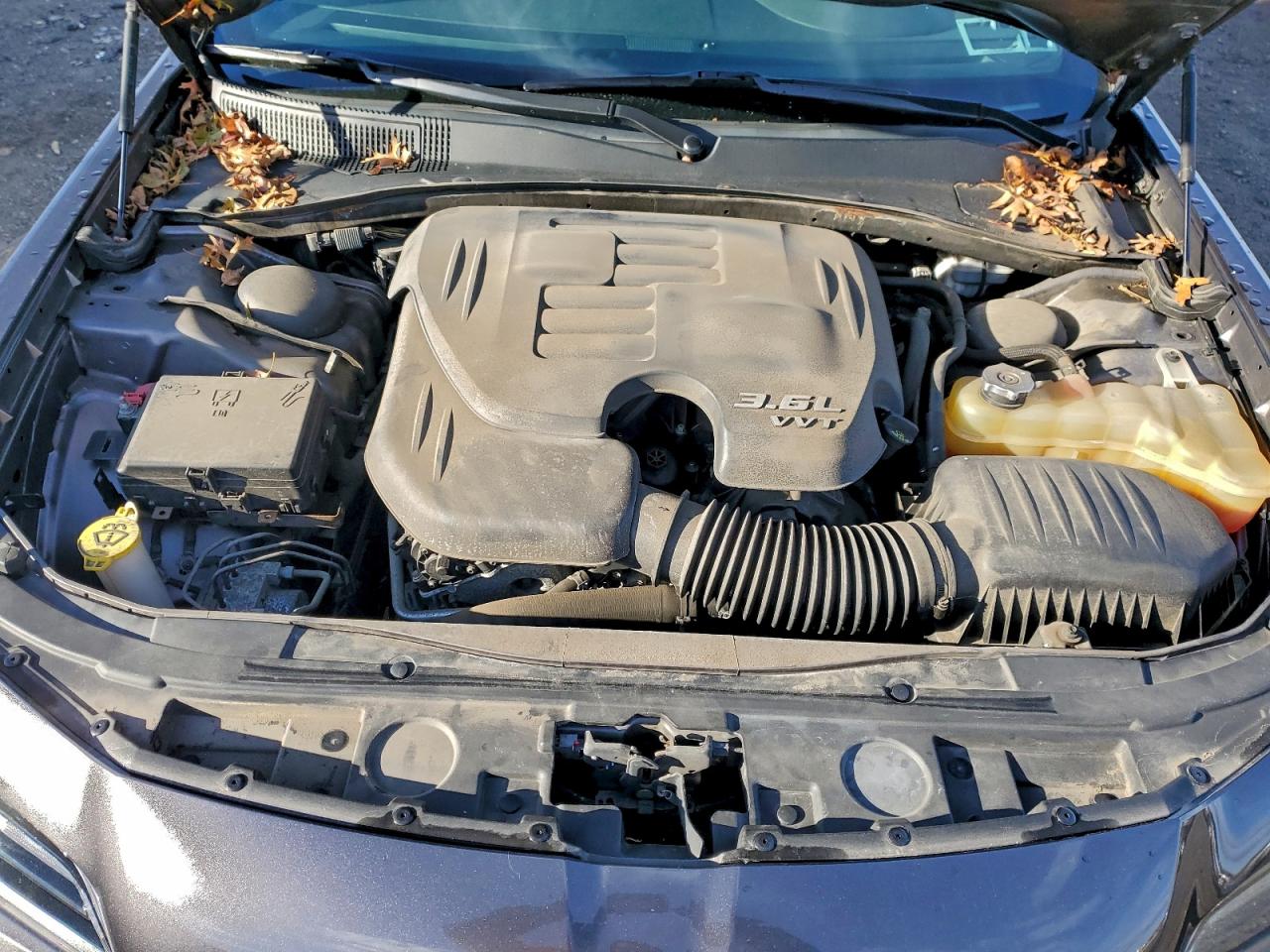 2015 CHRYSLER 300 S photo 11