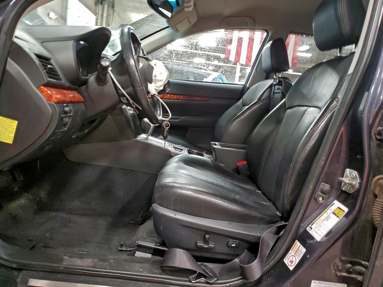 2010 SUBARU OUTBACK 3.6R LIMITED photo 7