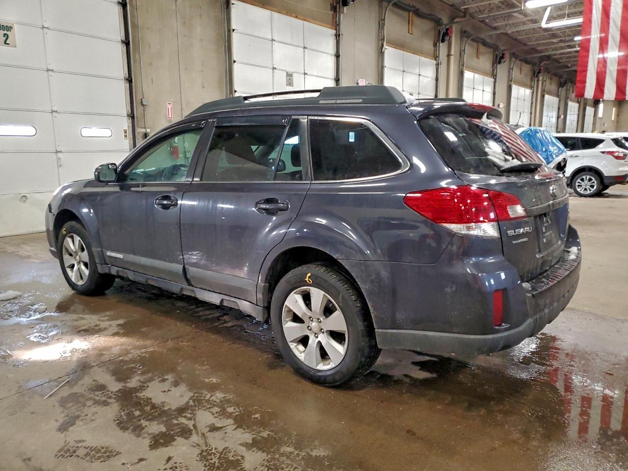 2010 SUBARU OUTBACK 3.6R LIMITED photo 2