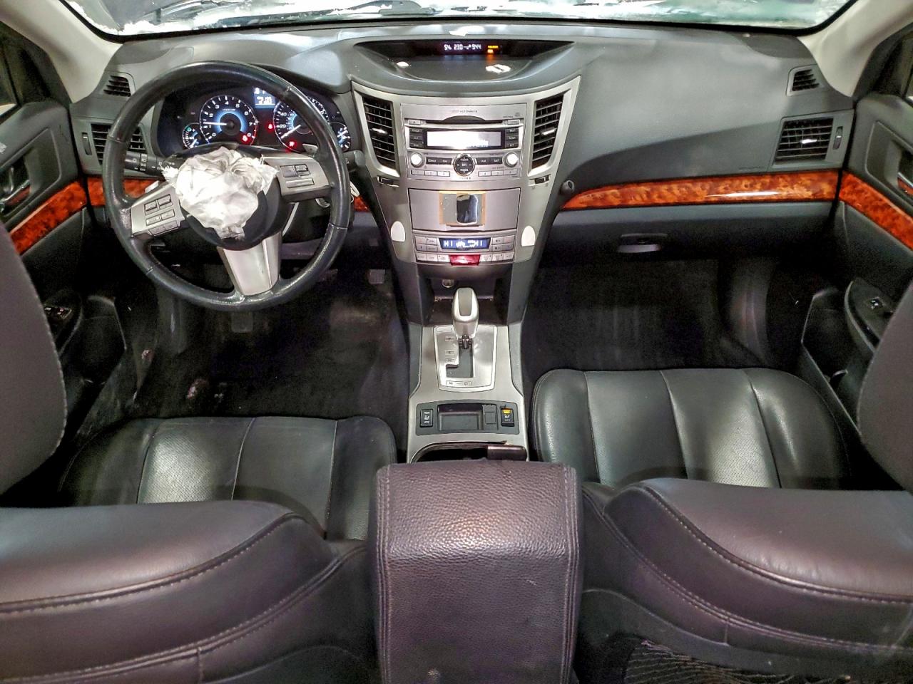 2010 SUBARU OUTBACK 3.6R LIMITED photo 8