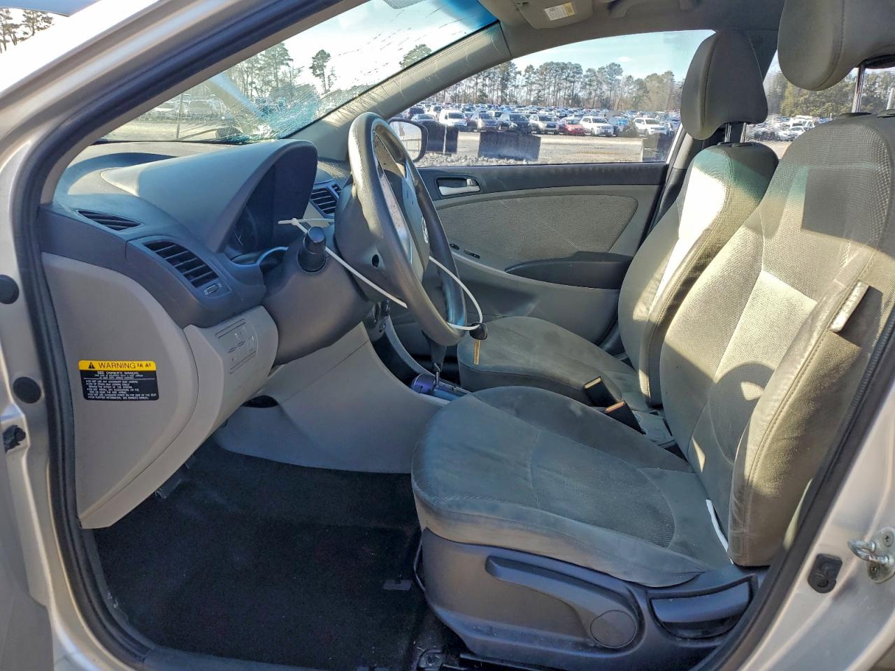2014 HYUNDAI ACCENT GLS photo 7