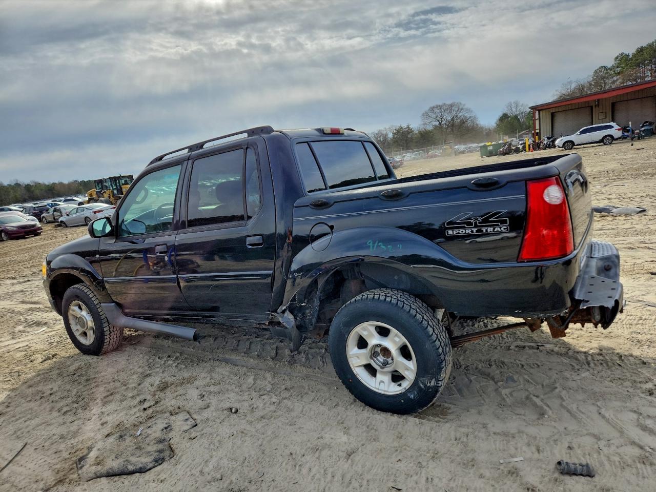 2004 FORD EXPLORER SPORT TRAC photo 2