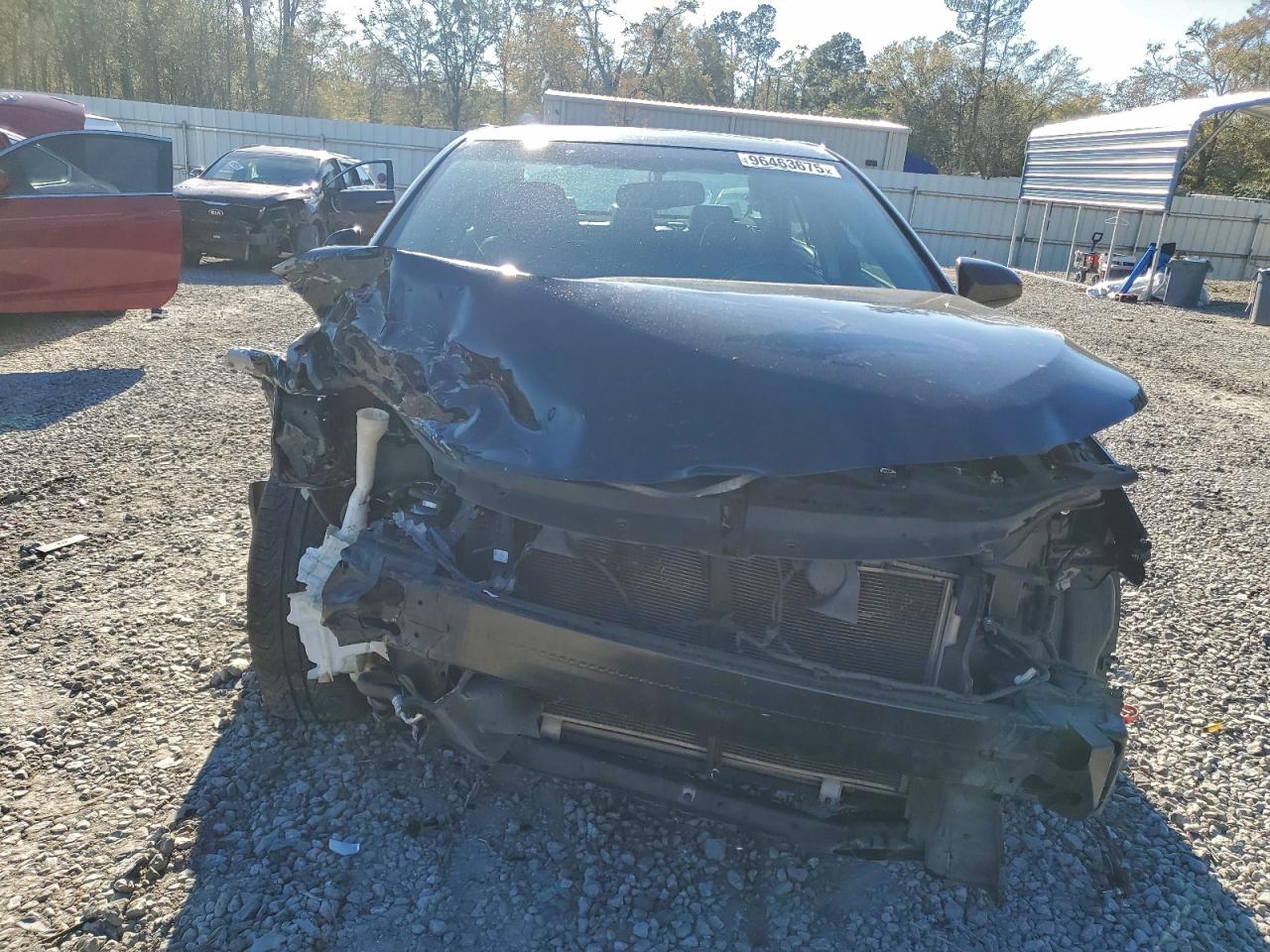 2016 TOYOTA CAMRY LE photo 5