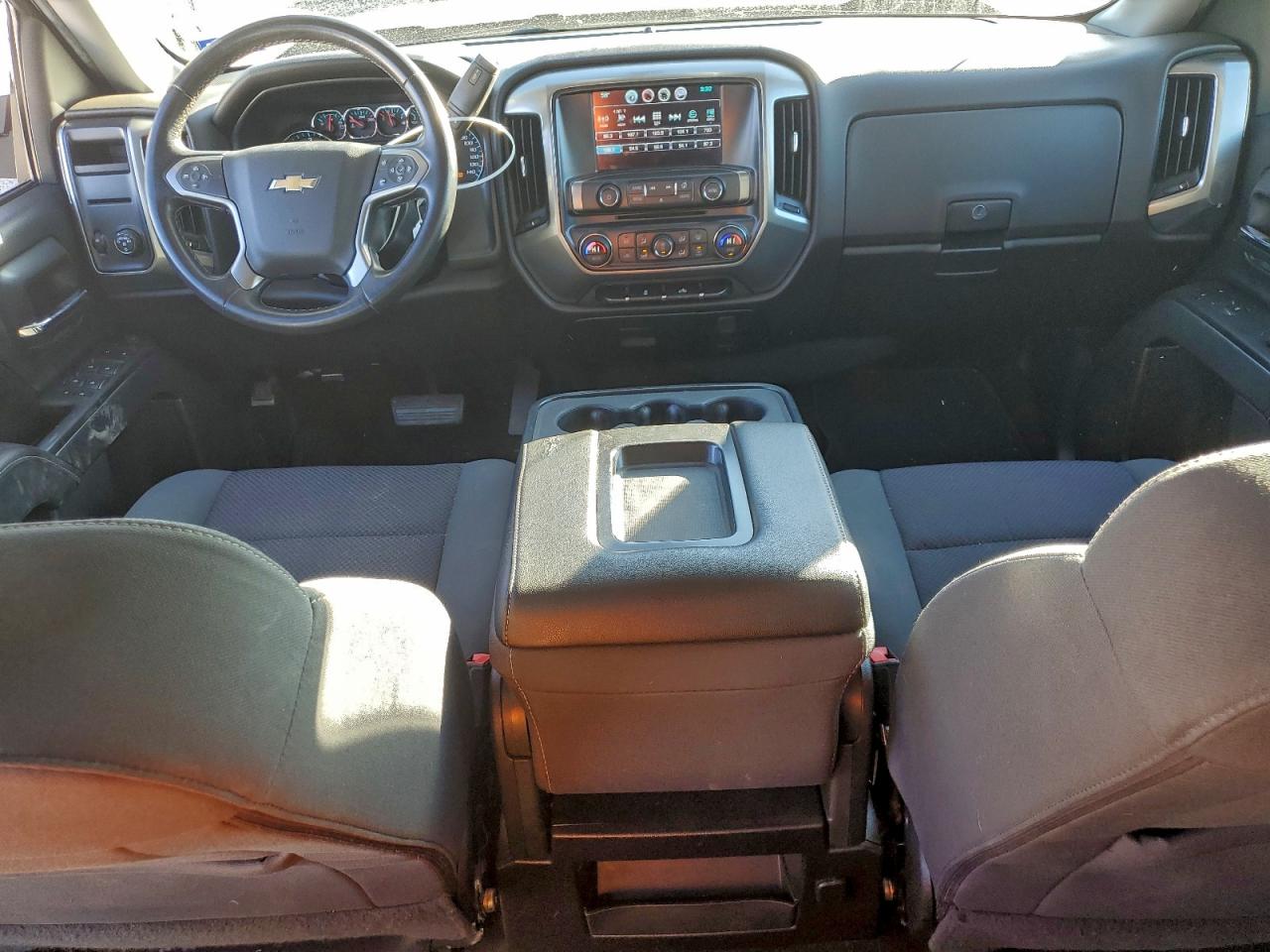 2016 CHEVROLET SILVERADO C1500 LT photo 8