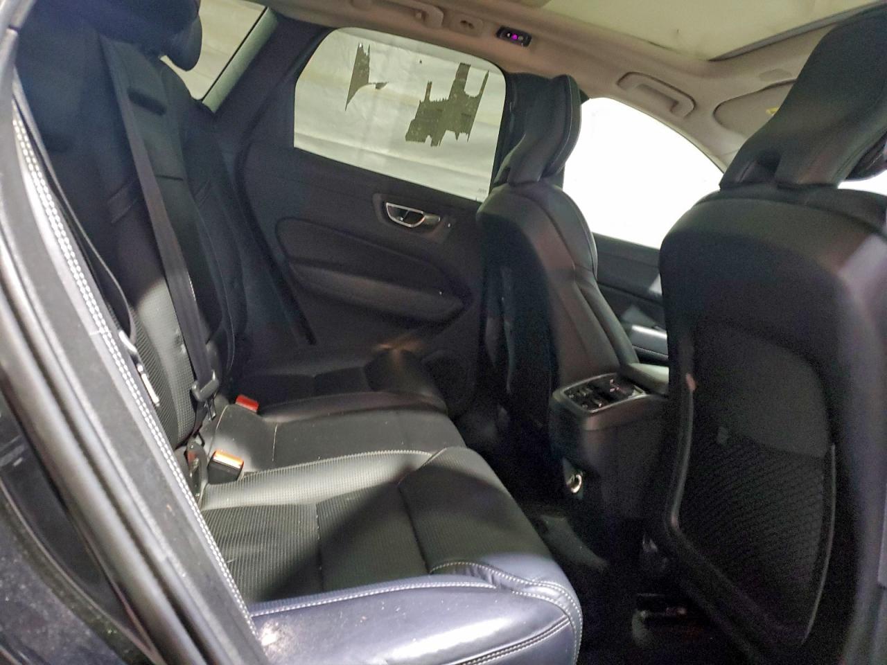 2019 VOLVO XC60 T6 INSCRIPTION photo 28