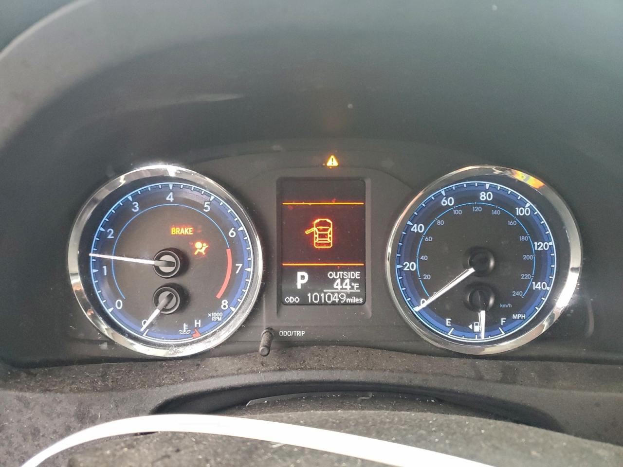 2017 TOYOTA COROLLA L photo 9