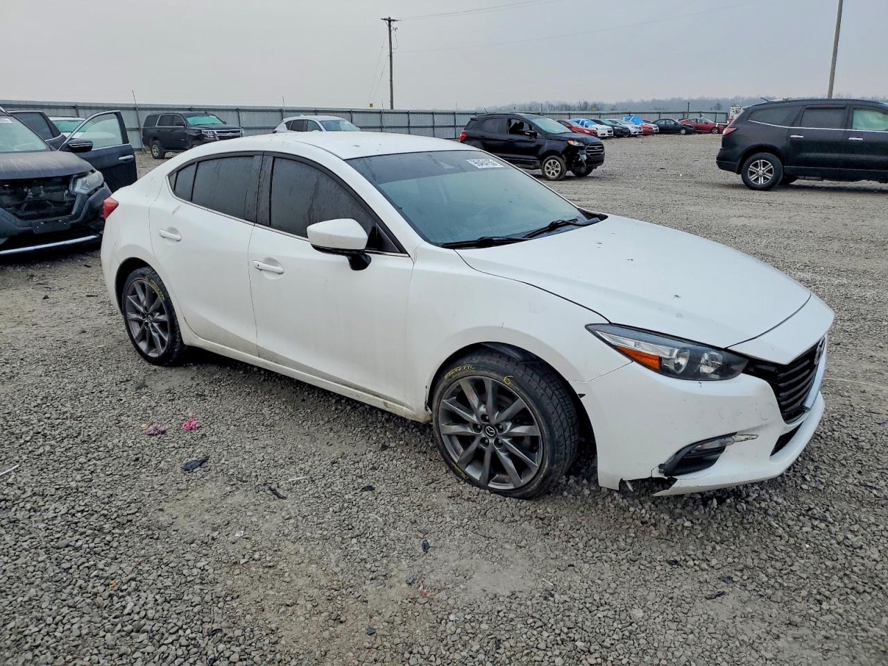 2018 MAZDA 3 TOURING photo 4