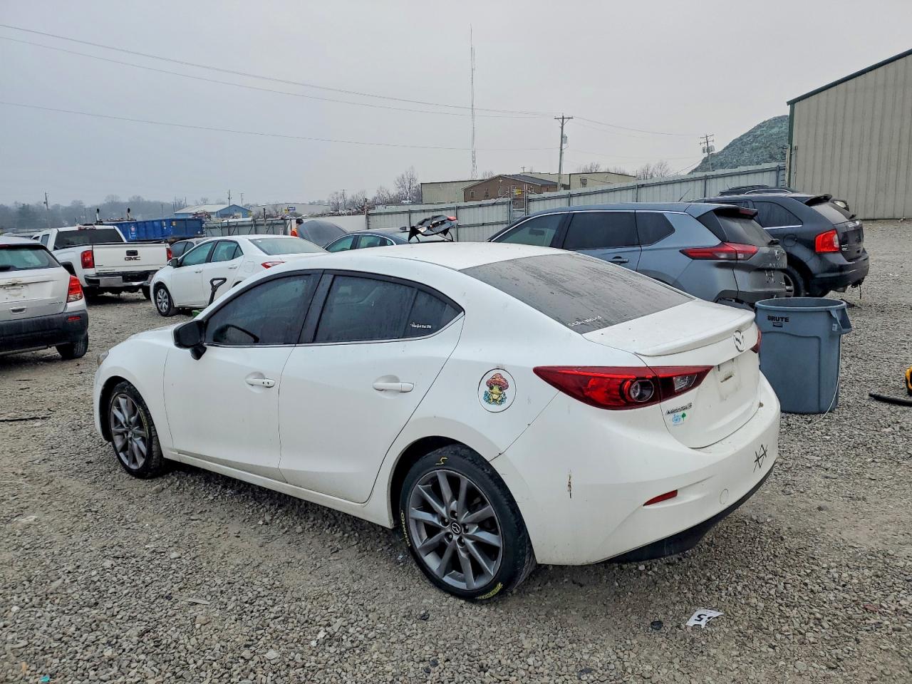2018 MAZDA 3 TOURING photo 2
