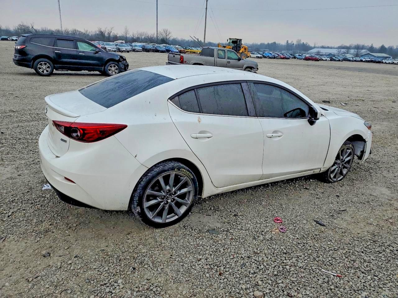 2018 MAZDA 3 TOURING photo 3