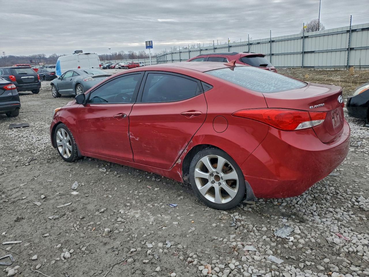 2013 HYUNDAI ELANTRA GLS photo 2