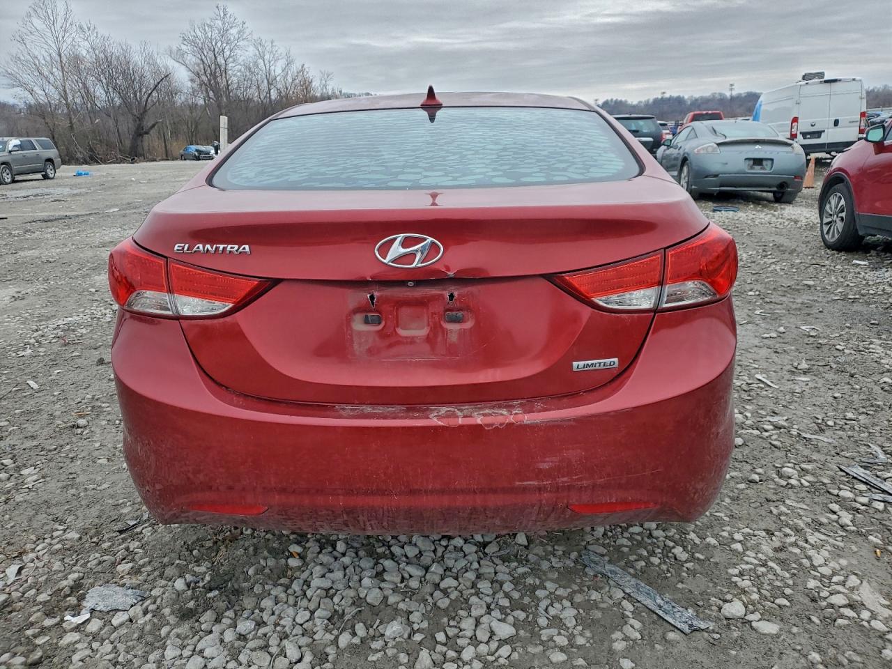 2013 HYUNDAI ELANTRA GLS photo 6
