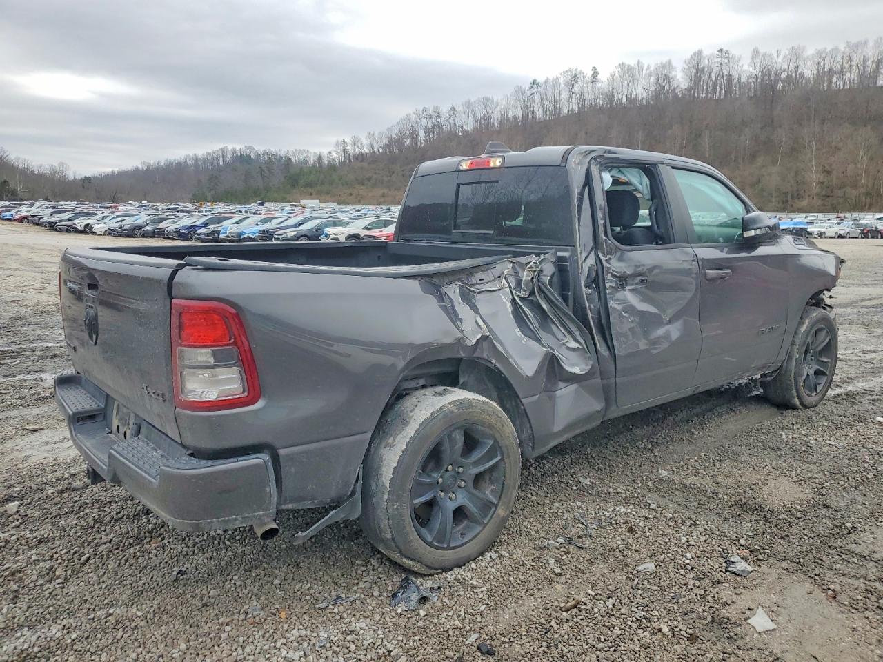 2021 RAM 1500 BIG HORN/LONE STAR photo 3