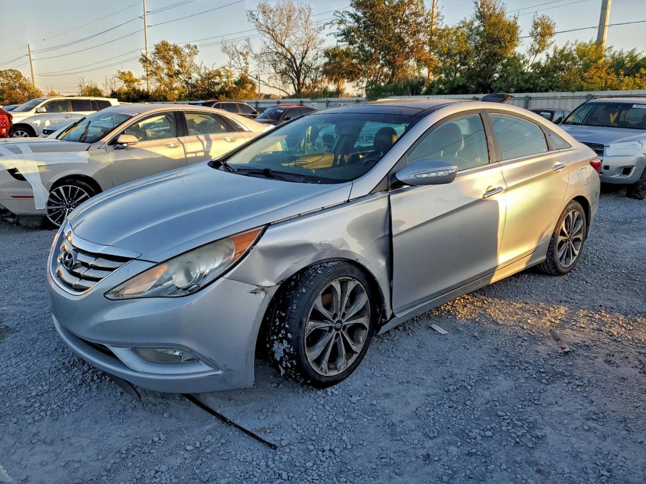 2013 HYUNDAI SONATA