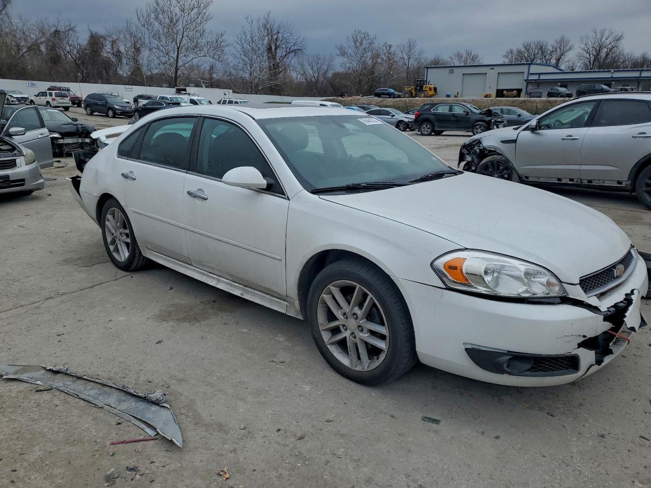 2012 CHEVROLET IMPALA LTZ photo 4