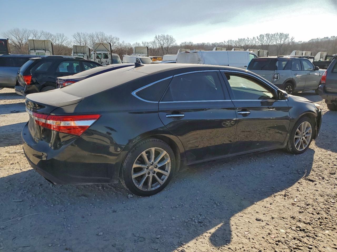 2013 TOYOTA AVALON BASE photo 3