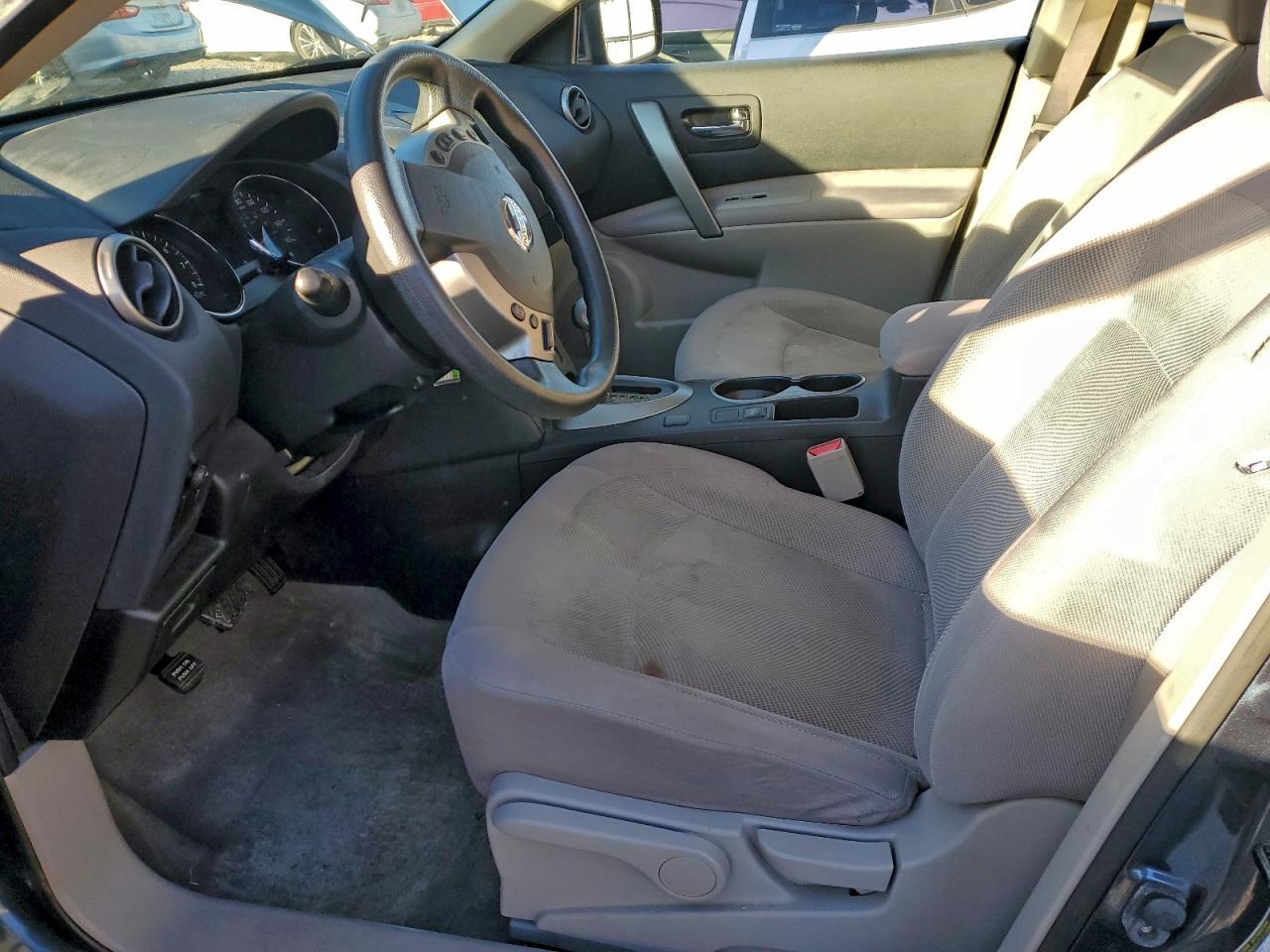 2013 NISSAN ROGUE S photo 7