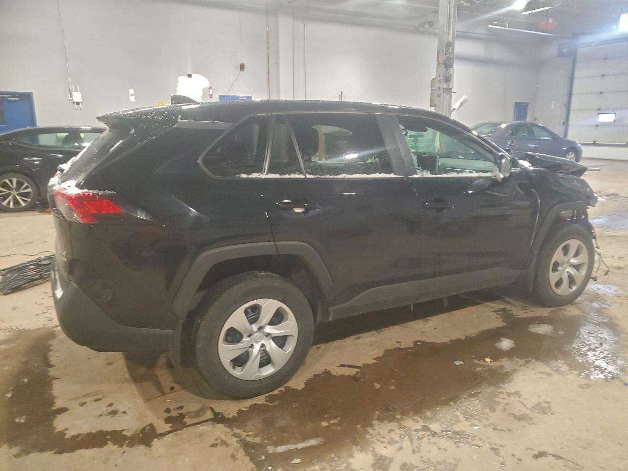 2024 TOYOTA RAV4 LE photo 3