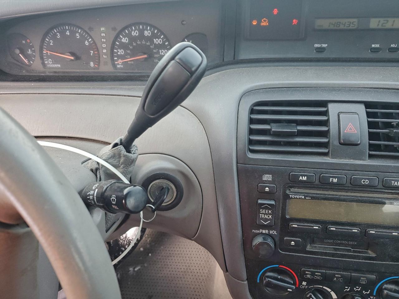 2003 TOYOTA AVALON XL photo 9