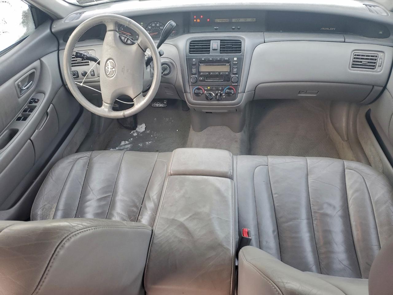 2003 TOYOTA AVALON XL photo 8