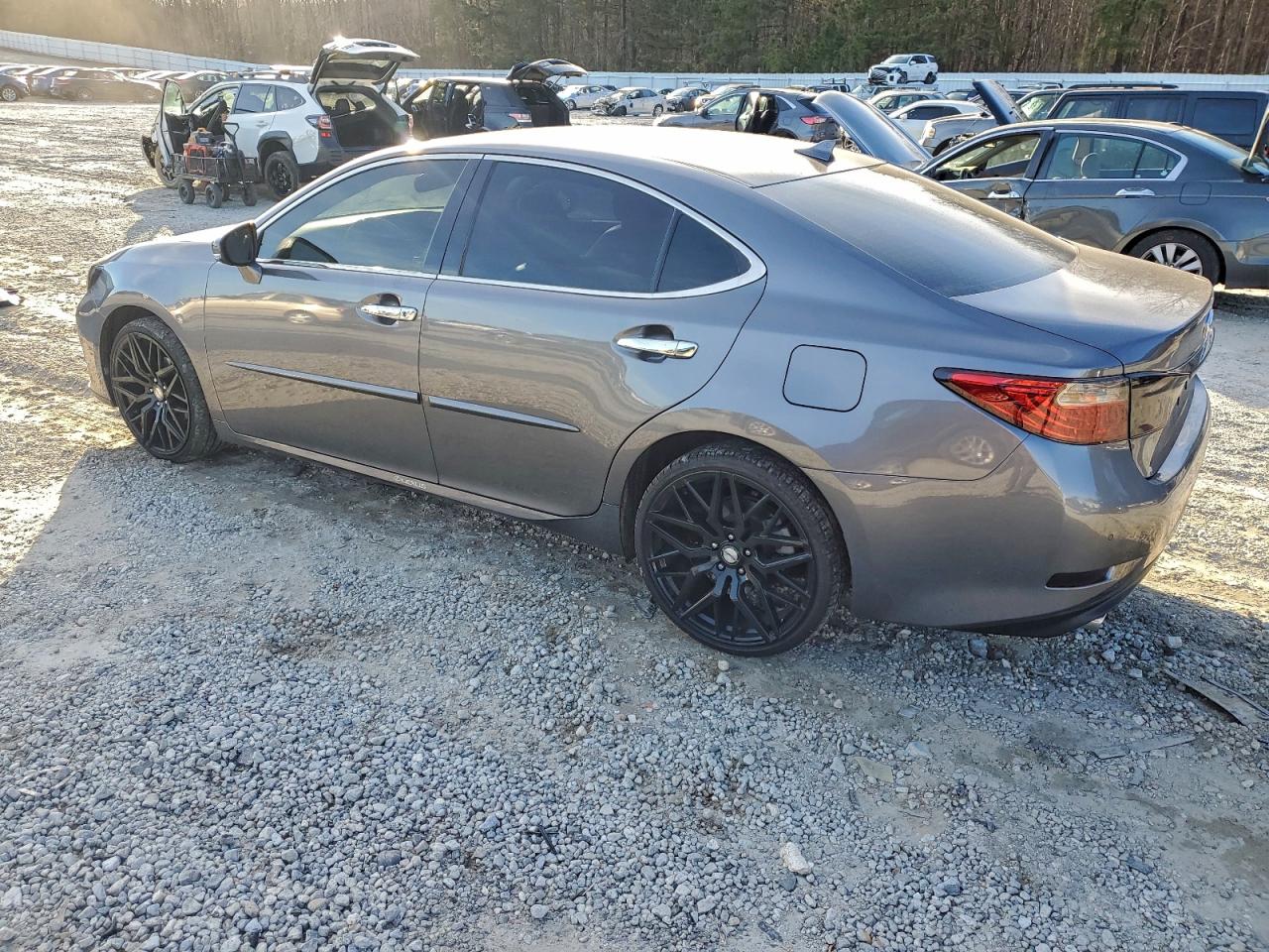 2013 LEXUS ES 350 photo 2