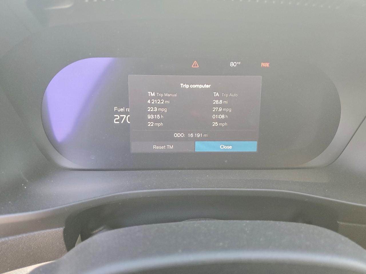 2023 VOLVO XC40 ULTIMATE photo 9
