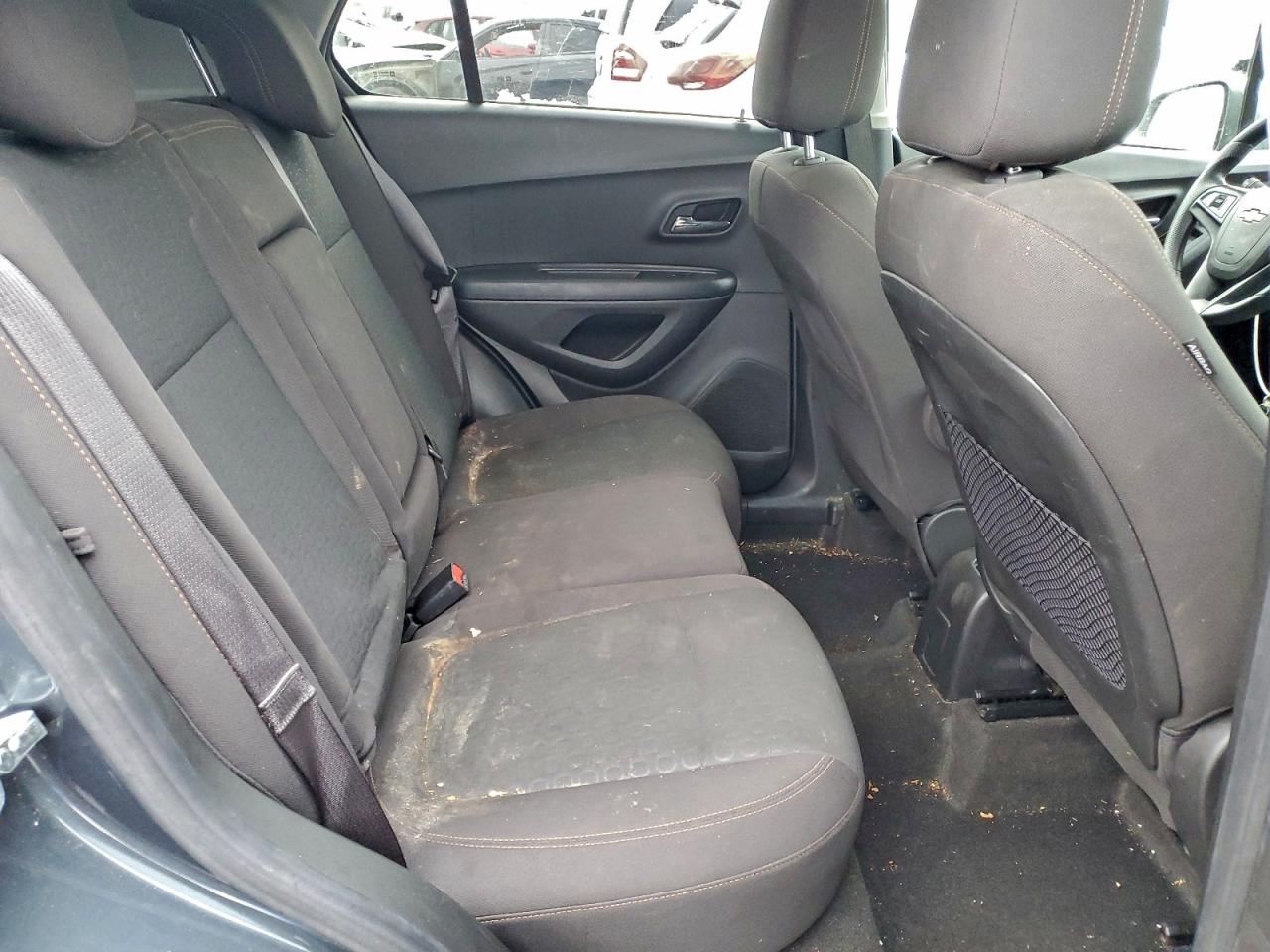 2021 CHEVROLET TRAX LS photo 11