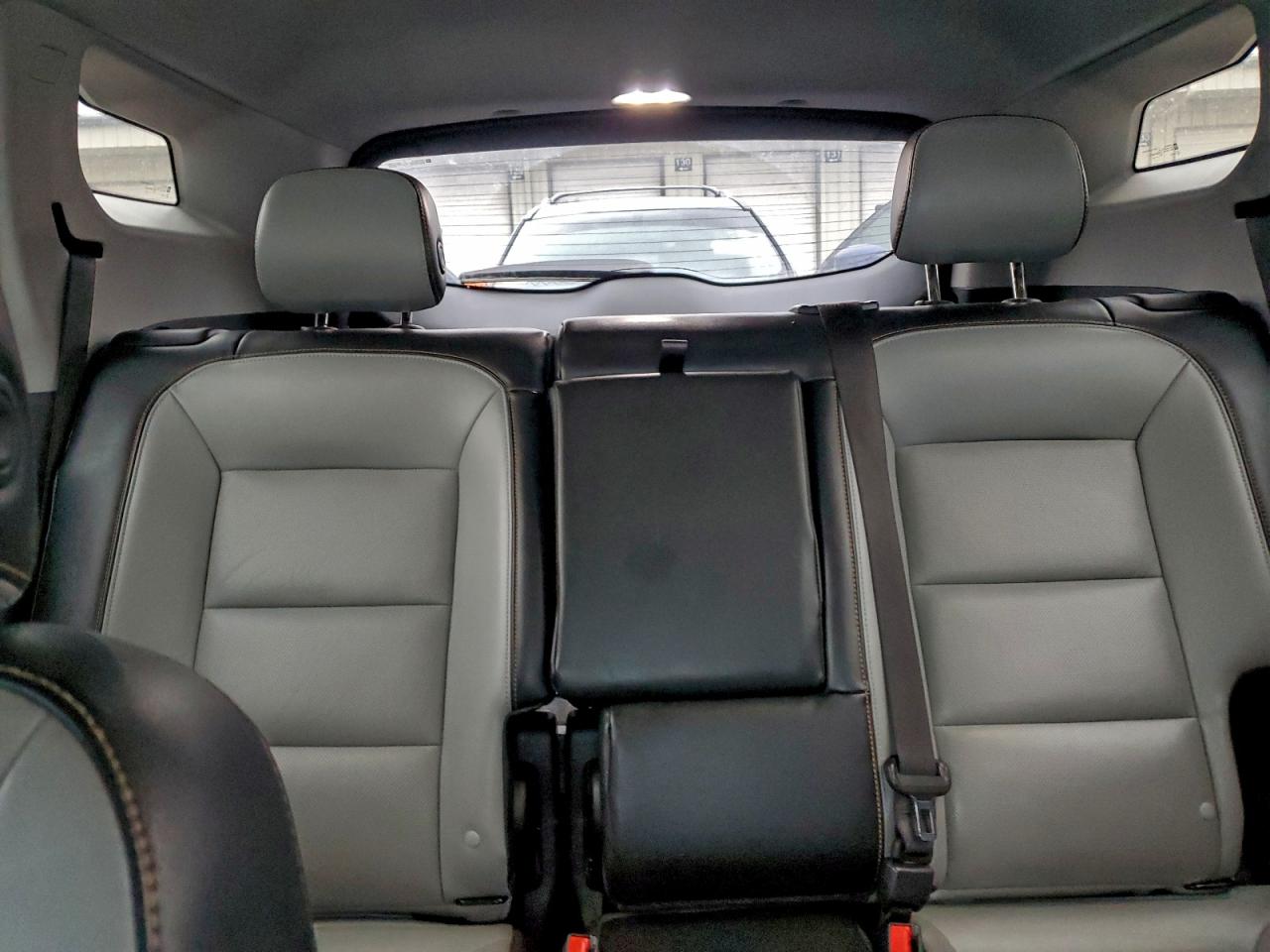 2019 GMC TERRAIN SLT photo 10