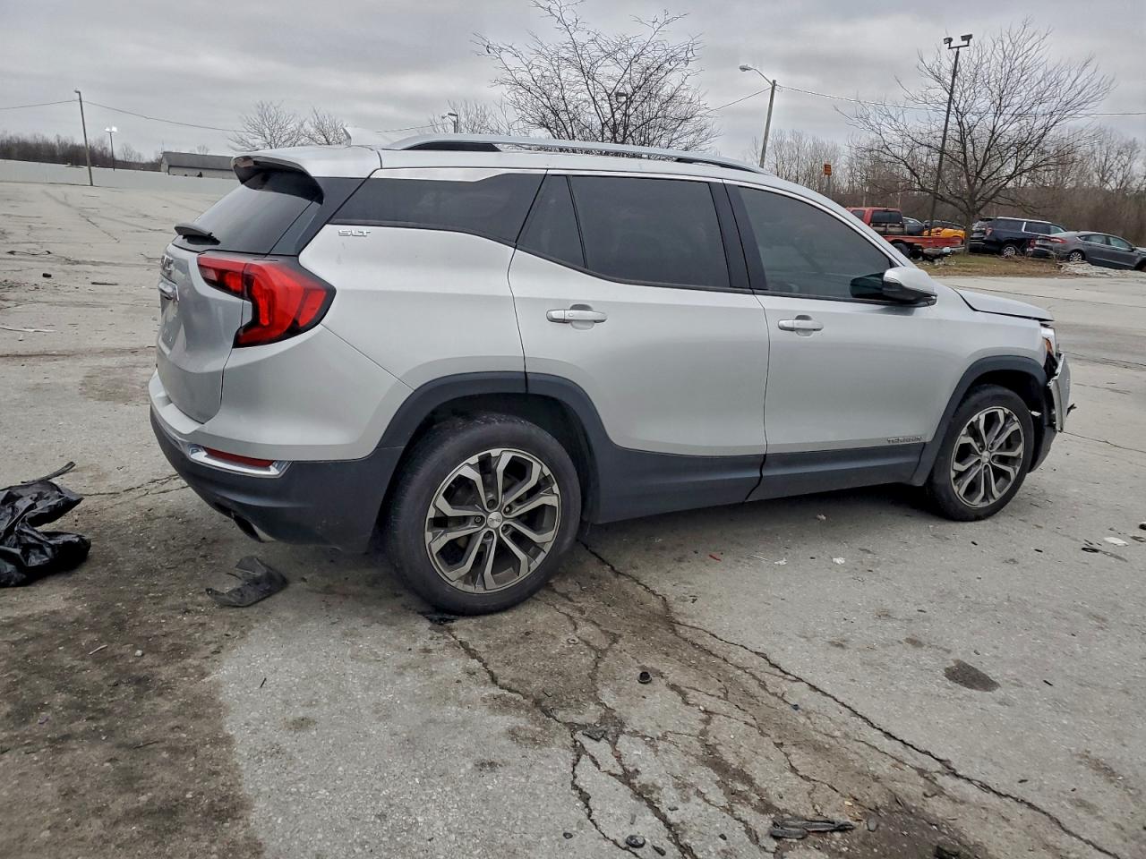 2019 GMC TERRAIN SLT photo 3