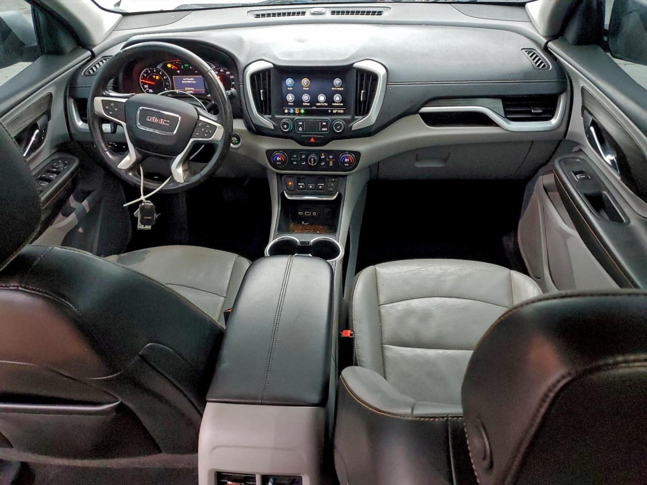 2019 GMC TERRAIN SLT photo 8