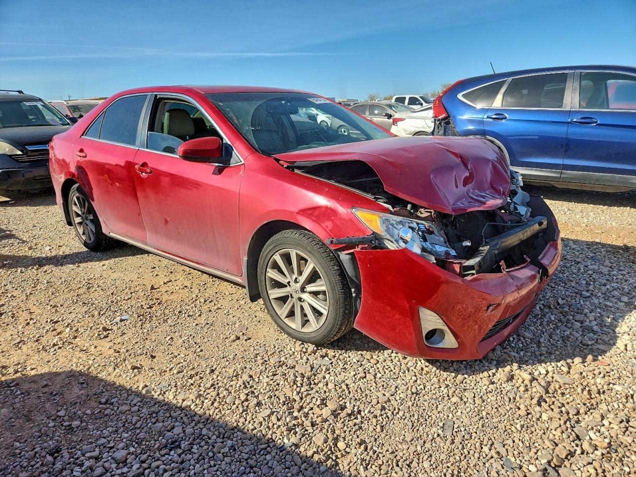 2014 TOYOTA CAMRY L photo 4
