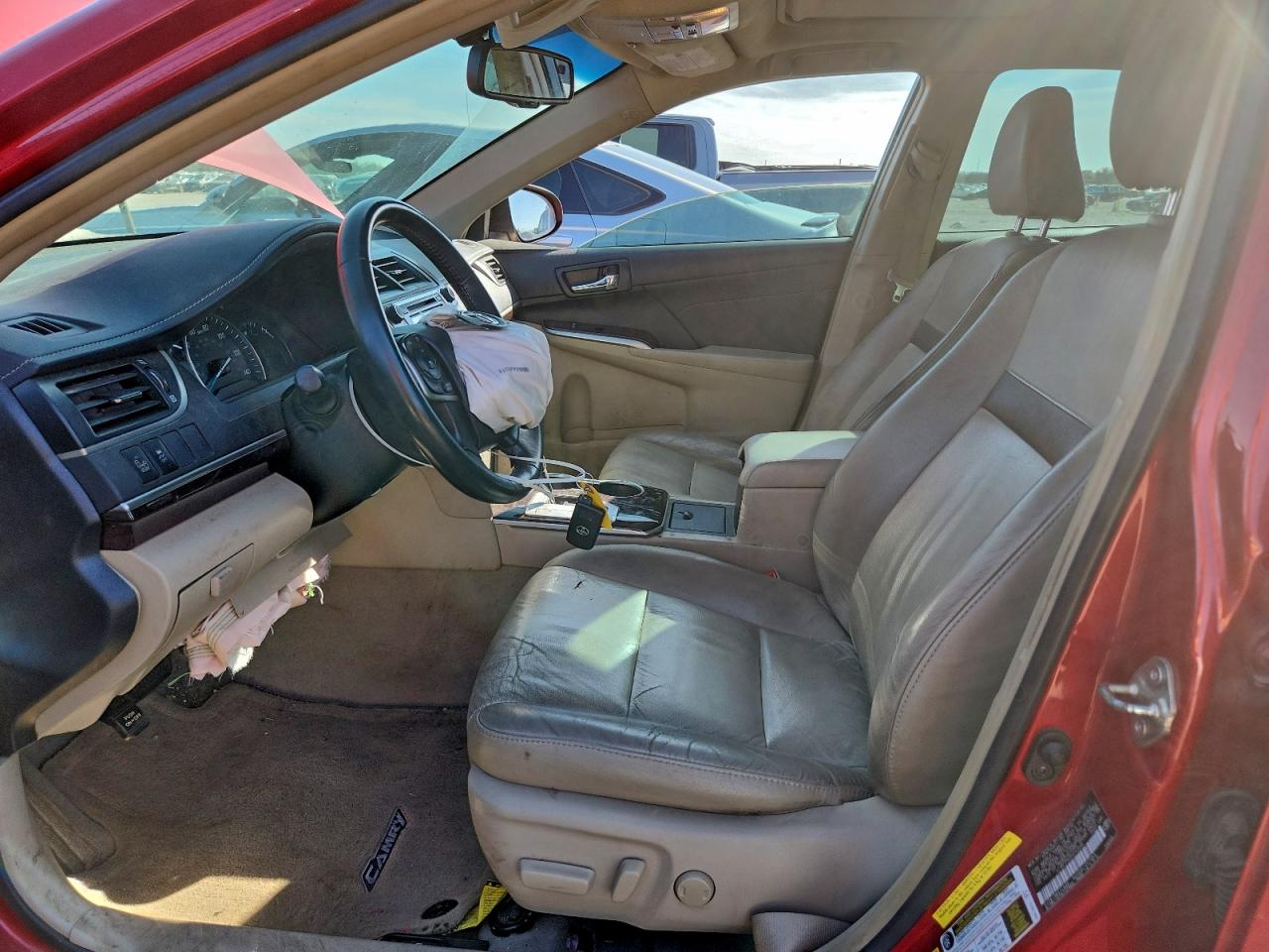 2014 TOYOTA CAMRY L photo 7