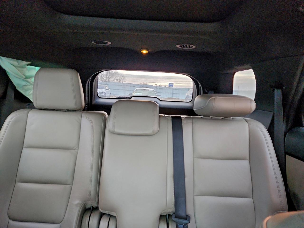 2015 FORD EXPLORER XLT photo 10