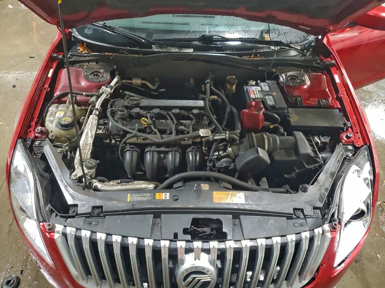 2010 MERCURY MILAN photo 11