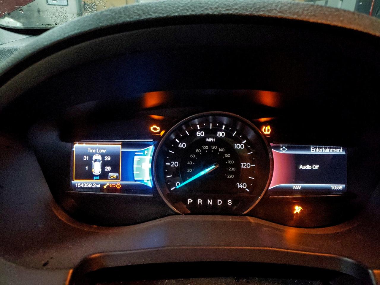 2016 FORD EXPLORER XLT photo 9